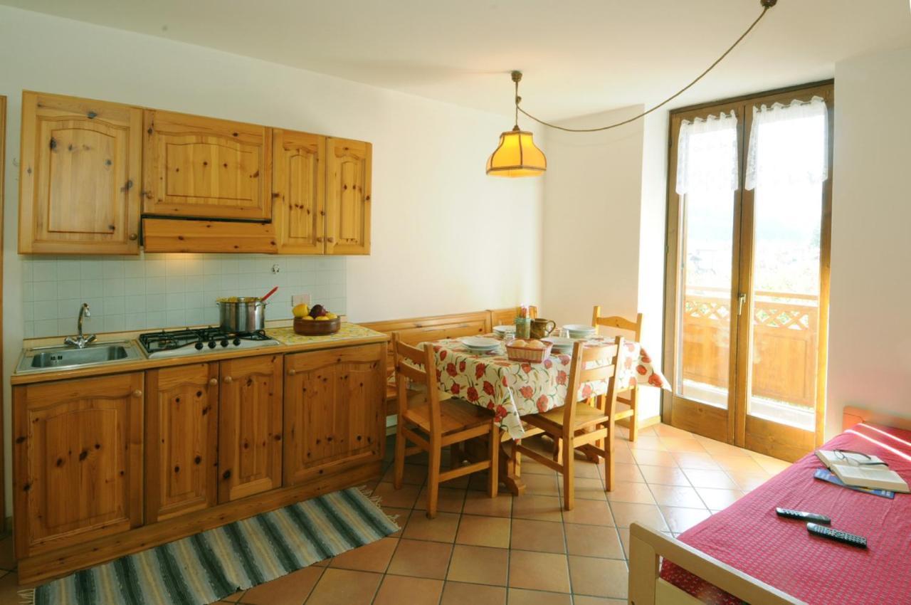 Casa Anselmi Apartment Croviana Exterior photo